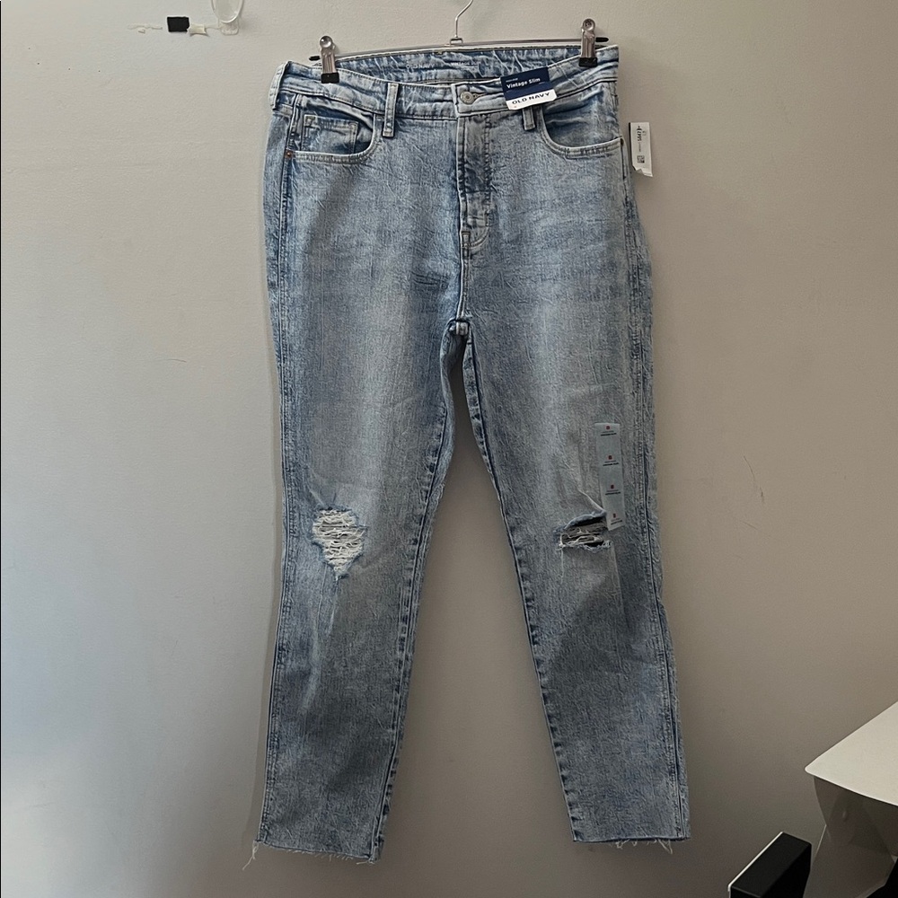 ✨BNWT!Old Navy High-Rise Vintage Slim Jeans w/ Rips! Super cute!Sz 8!👖
